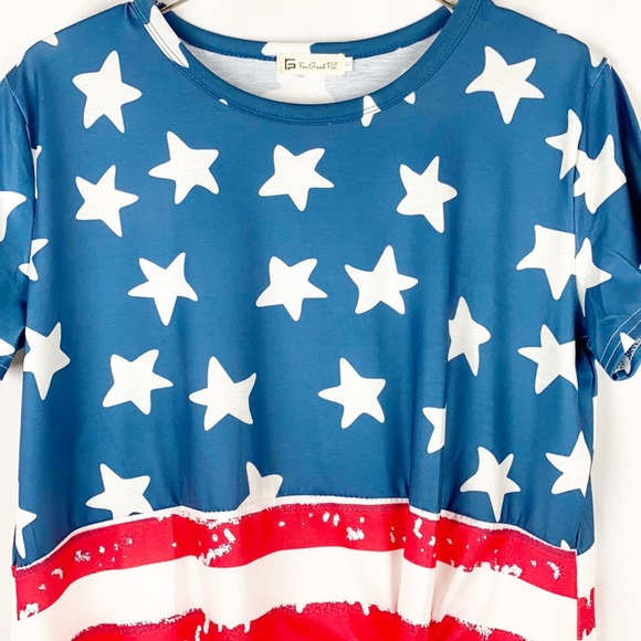NWOT For G and PL American Flag Twist Knot Short Sleeve Top--XL - Picture 6 of 14